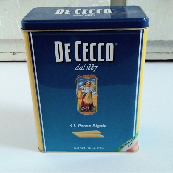 Vintage De Cecco Tin for Penne Pasta with Blue and Yellow Graphics Kitchen Decor - Picture 10 of 10